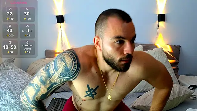 Snapshot of Isaac_Carter chatting on 03-08-25, 11:37 Isaac Carter online show from 03-08-25, 11:37