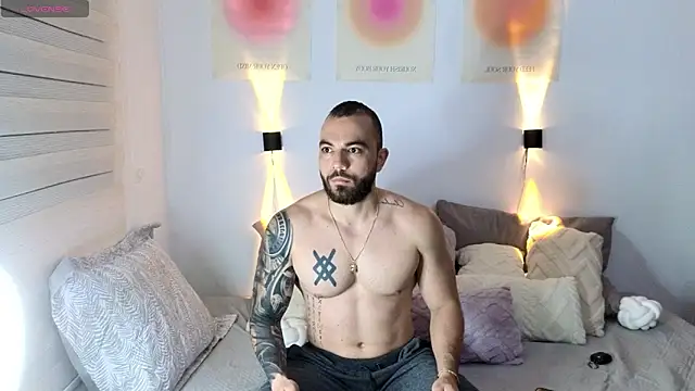 Snapshot of Isaac_Carter chatting on 03-12-25, 10:48 Isaac Carter online show from 03-12-25, 10:48
