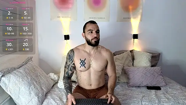 Snapshot of Isaac_Carter chatting on 03-22-25, 10:28 Isaac Carter online show from 03-22-25, 10:28