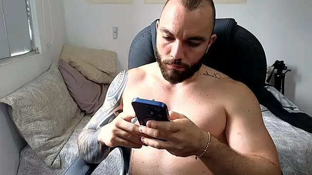 Isaac Carter online show from 02-08-26, 08:01