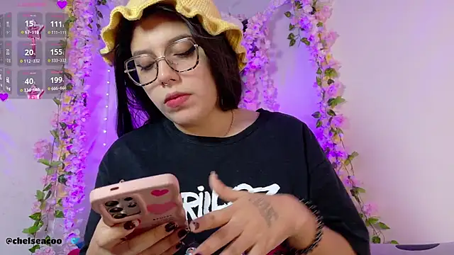 chelsea  coo online show from 09-26-25, 11:31