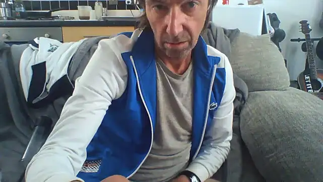 Grower and shower online show from 09-12-25, 01:22