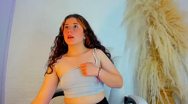 Aurorafish online show from 03-06-25, 02:41