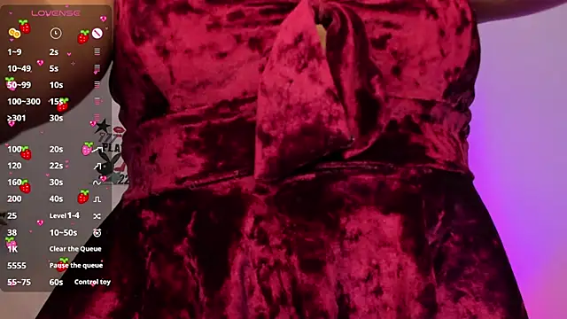  Emily Thompson  online show from 10-06-25, 10:40