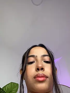  Emily Thompson  online show from 10-19-25, 09:37