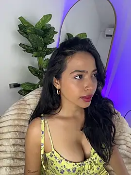 Snapshot of _Emily_Thompson_ chatting on 06-21-26, 04:26 Emily Thompson online show from 06-21-26, 04:26