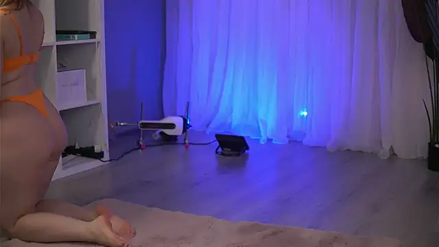 ElysaWetxx online show from 10-01-25, 07:31