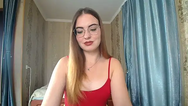 Leila Kissyu online show from 09-28-25, 11:48