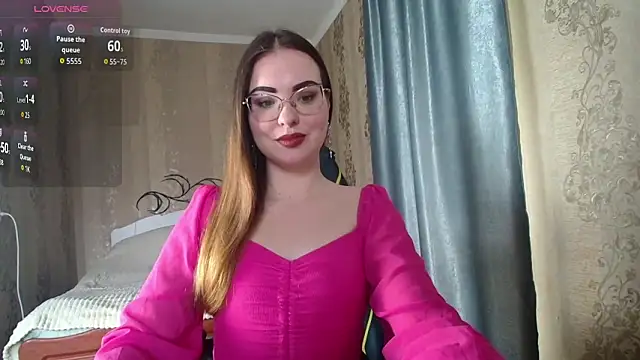 Leila Kissyu online show from 04-14-26, 10:10