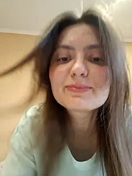 Snapshot of Beatris7 chatting on 03-22-25, 02:25 Beatris7 online show from 03-22-25, 02:25