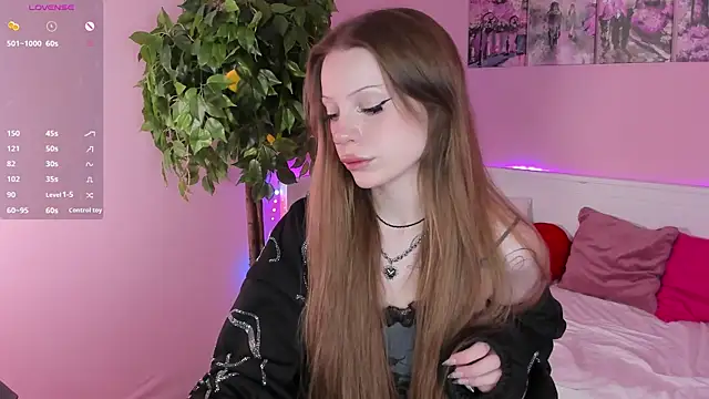 Heydoraa  online show from 10-10-25, 11:20