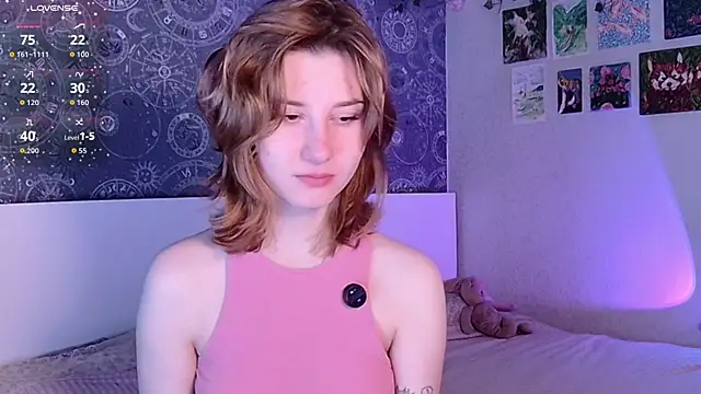 Snapshot of Cute_Cate404 chatting on 04-05-26, 01:47 Cute Cate404 online show from 04-05-26, 01:47