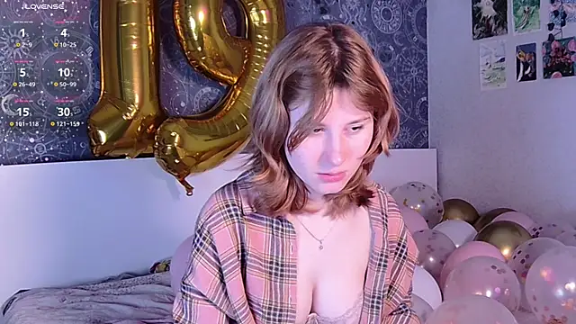 Snapshot of Cute_Cate404 chatting on 04-15-26, 02:07 Cute Cate404 online show from 04-15-26, 02:07