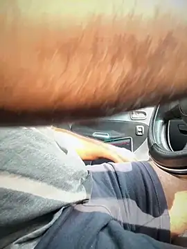 Snapshot of dam-her-boy chatting on 11-05-25, 03:28 dam-her-boy online show from 11-05-25, 03:28