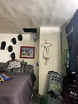 Monkey uchiha777 online show from 03-18-25, 12:47