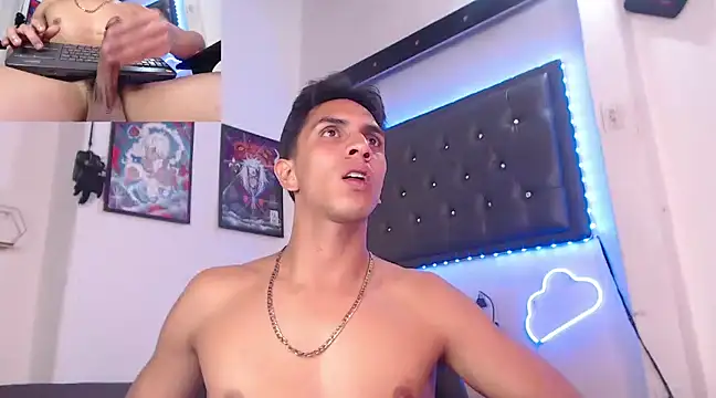 Monkey uchiha777 online show from 03-18-25, 06:59