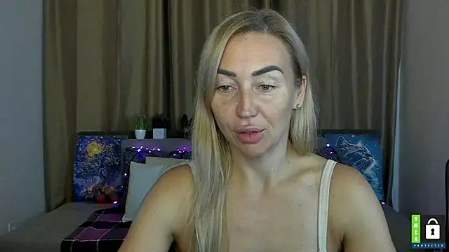 Snapshot of Kiss_julli88I chatting on 10-08-25, 05:32 Kiss julli88I online show from 10-08-25, 05:32