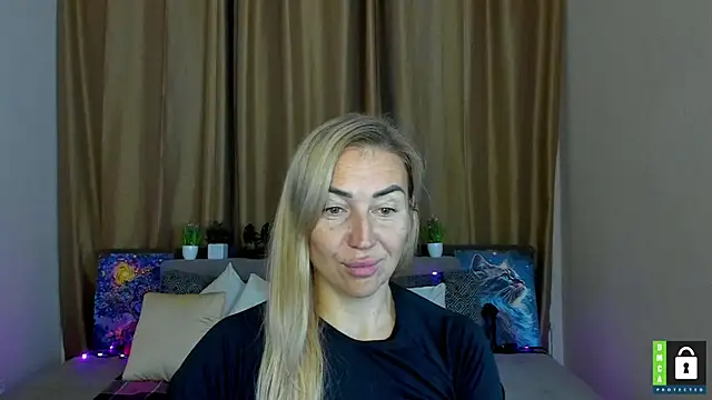 Snapshot of Kiss_julli88I chatting on 10-24-25, 05:31 Kiss julli88I online show from 10-24-25, 05:31