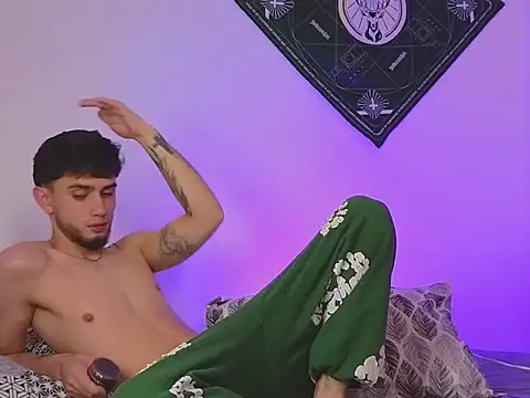 samevansx  online show from 10-17-25, 12:52