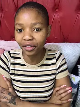 BondiBitch online show from 10-06-25, 07:00