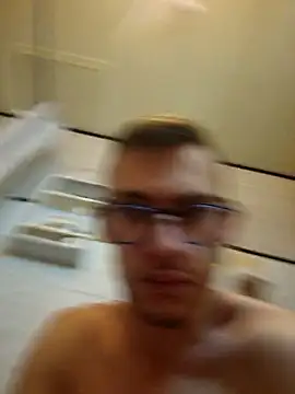 Yukysama79 online show from 11-24-25, 10:37