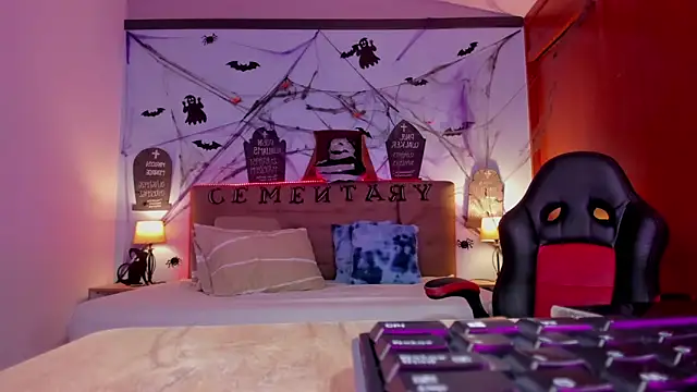  Lilly miller online show from 10-28-25, 07:27