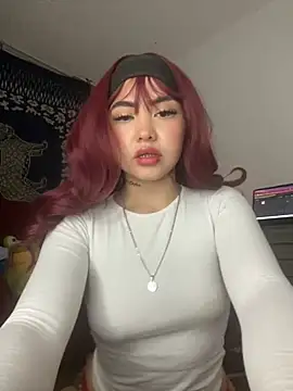 Mia cullen  online show from 10-18-25, 04:48