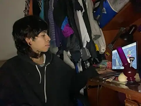 kirito kun online show from 05-02-26, 08:41
