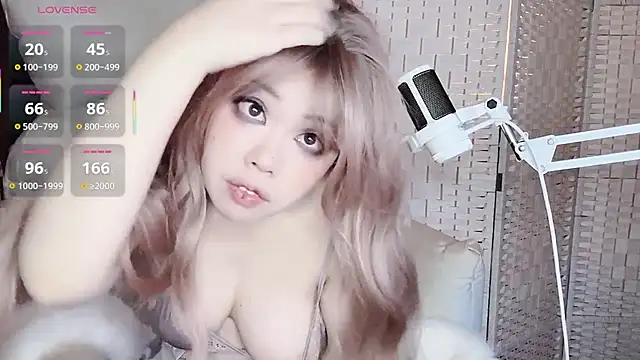 Cocobee online show from 12-02-25, 05:08