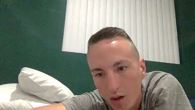 Snapshot of TheDaddy005 chatting on 03-12-25, 03:46 TheDaddy005 online show from 03-12-25, 03:46