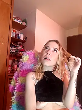 sara crushx online show from 09-28-25, 03:06