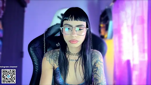 Snapshot of sofiafenty chatting on 01-14-26, 04:34 sofiafenty online show from 01-14-26, 04:34