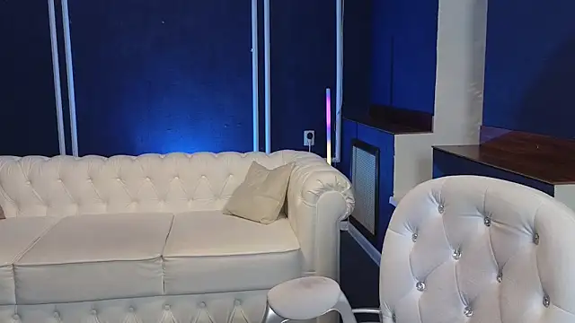 Kira Kenet online show from 03-10-25, 08:45