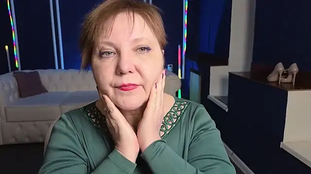 Kira Kenet online show from 03-15-25, 05:08