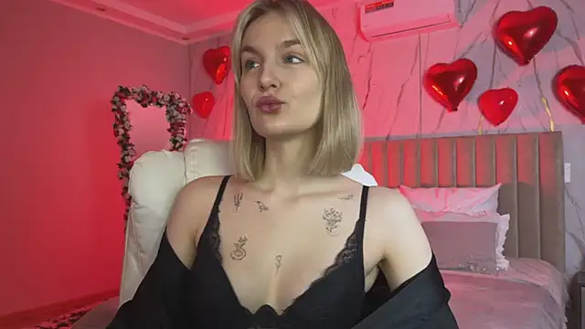  Vikky Moon  online show from 03-07-26, 12:51