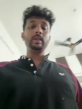 Snapshot of MIRTHICK2002 chatting on 10-29-25, 03:47 MIRTHICK2002 online show from 10-29-25, 03:47