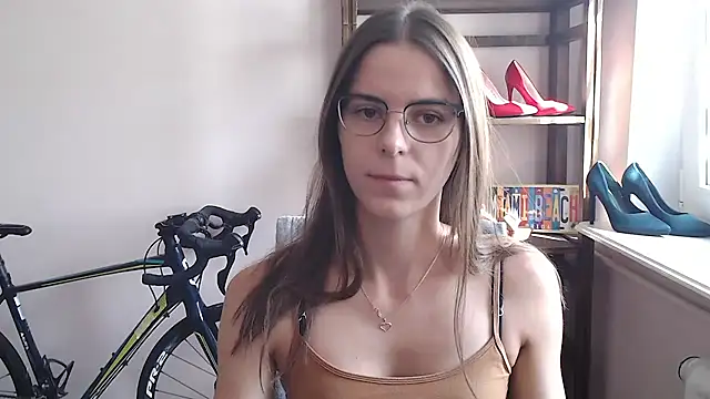 love megi online show from 04-23-26, 01:24