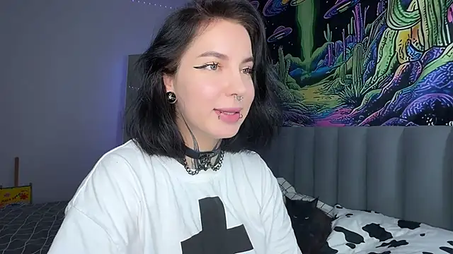 Snapshot of yourvodka chatting on 10-03-25, 12:46 yourvodka online show from 10-03-25, 12:46