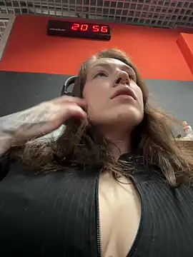 Bella Gloria online show from 02-09-26, 06:01