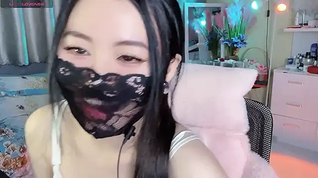 Snapshot of MI_KA22 chatting on 03-13-25, 08:48 MI KA22 online show from 03-13-25, 08:48