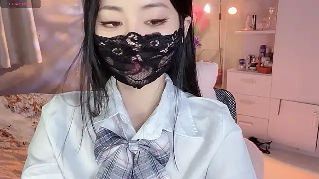 Snapshot of MI_KA22 chatting on 03-14-25, 08:10 MI KA22 online show from 03-14-25, 08:10