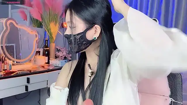 Snapshot of MI_KA22 chatting on 10-22-25, 07:02 MI KA22 online show from 10-22-25, 07:02