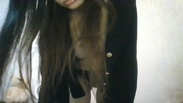 AliseWats online show from 12-17-25, 04:46