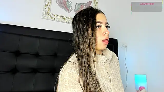 Lola Blondie online show from 09-29-25, 12:10