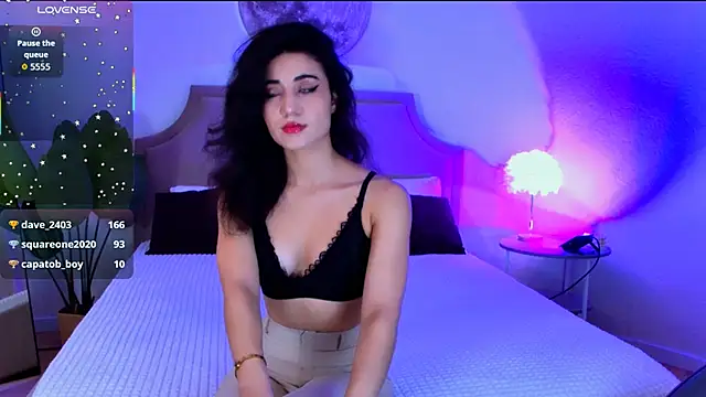 Snapshot of Maya_Rogerss chatting on 10-10-25, 03:00 Maya Rogerss online show from 10-10-25, 03:00