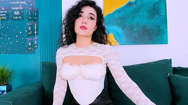 Snapshot of Maya_Rogerss chatting on 10-17-25, 02:30 Maya Rogerss online show from 10-17-25, 02:30