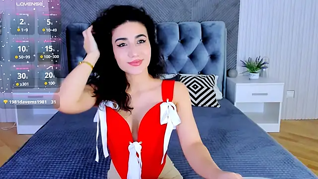 Snapshot of Maya_Rogerss chatting on 11-08-25, 02:39 Maya Rogerss online show from 11-08-25, 02:39