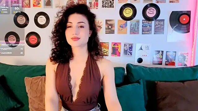 Snapshot of Maya_Rogerss chatting on 07-15-26, 02:55 Maya Rogerss online show from 07-15-26, 02:55