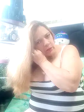 Snapshot of Karlaa_anki chatting on 03-14-25, 02:52 Karlaa anki online show from 03-14-25, 02:52