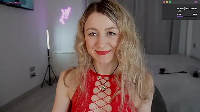 Snapshot of __Milana____ chatting on 02-14-26, 12:18 Milana online show from 02-14-26, 12:18